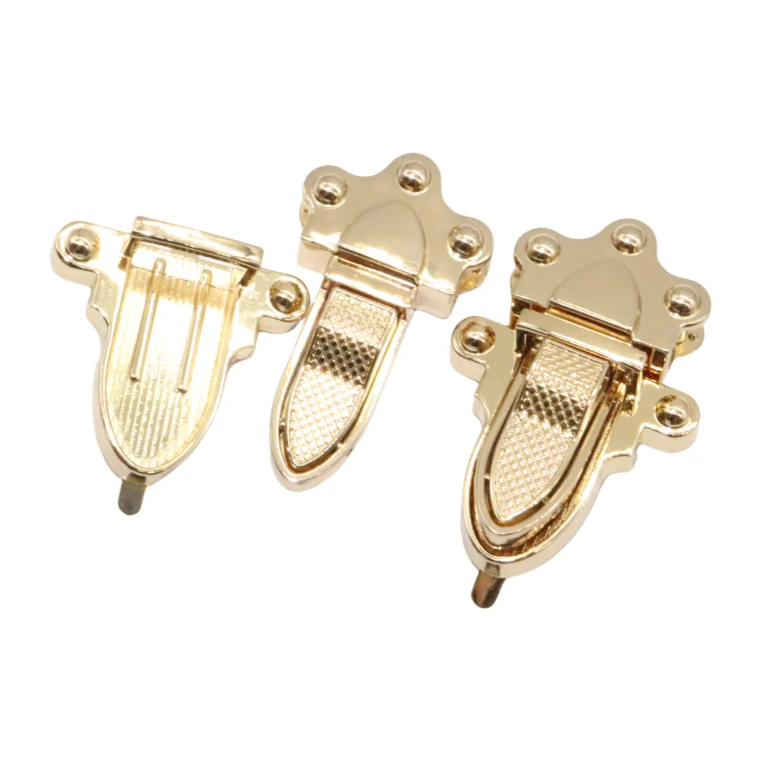 Luxury Metal Hardware Accessories for Handbags Oval Turn Lock and Chain Oval Metal Tag for Bag Making