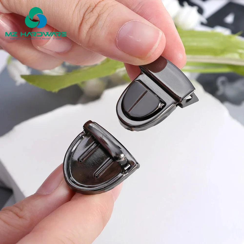 MZhardware Metal Locks Bag Clasp for Handbags Shoulder Bag Purse Totes Closures Snap Clasps DIY Craft Bag Accessories
