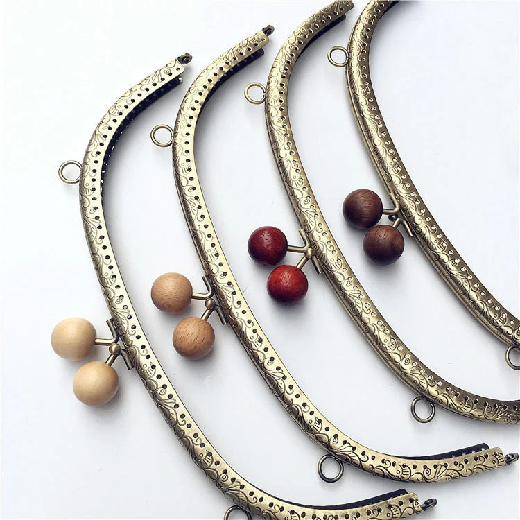 MZhardware 24.5cm Bag Handle Metal Hardware Accessories Retro Bag Handles Wooden Kiss Clasp Lock Frame Purse Clutch Frame