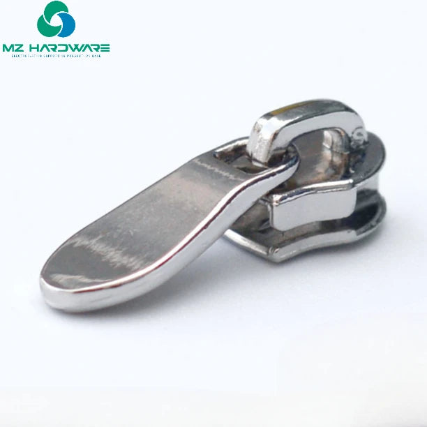 MZhardware Custom Logo Auto Lock for Clothes Apparel Non-Locking Paint Metal Zinc Alloy Zip Slider Special Bag Parts Accessories