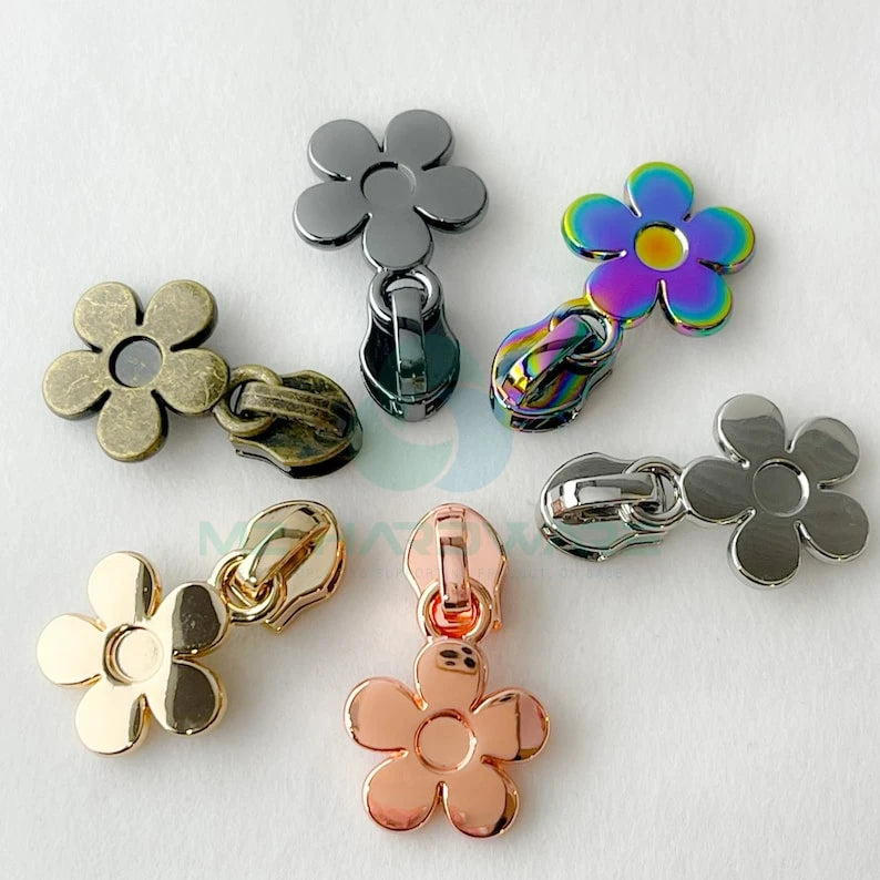 Large Daisy Zipper Pulls #5 Flowers Zipper Puller Clothing Bag Zipper Slider for Accessories Handmade Luggage Bags Leather Sofa