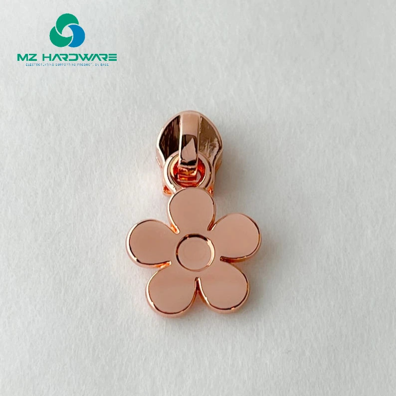 Large Daisy Zipper Pulls #5 Flowers Zipper Puller Clothing Bag Zipper Slider for Accessories Handmade Luggage Bags Leather Sofa