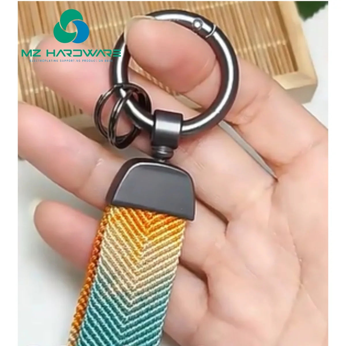MZhardware Luxury Metal Key Fob Hardware Stainless Steel Swivel Snap Hook Key Ring Pendants Keychain Keychains
