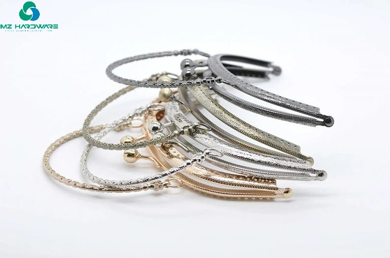 MZhardware 16.5cm Antique Bronze Metal Purse Frame Sewing Handle Purse Frame Wallet Making Supply with Embossed Design