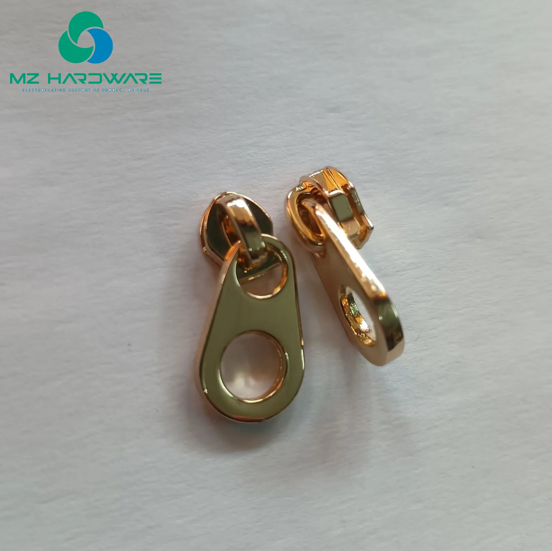 Wholesale Price Clothes Alloy Gold Zip Head Metal Zipper Puller Custom Zipper Pull for Bag