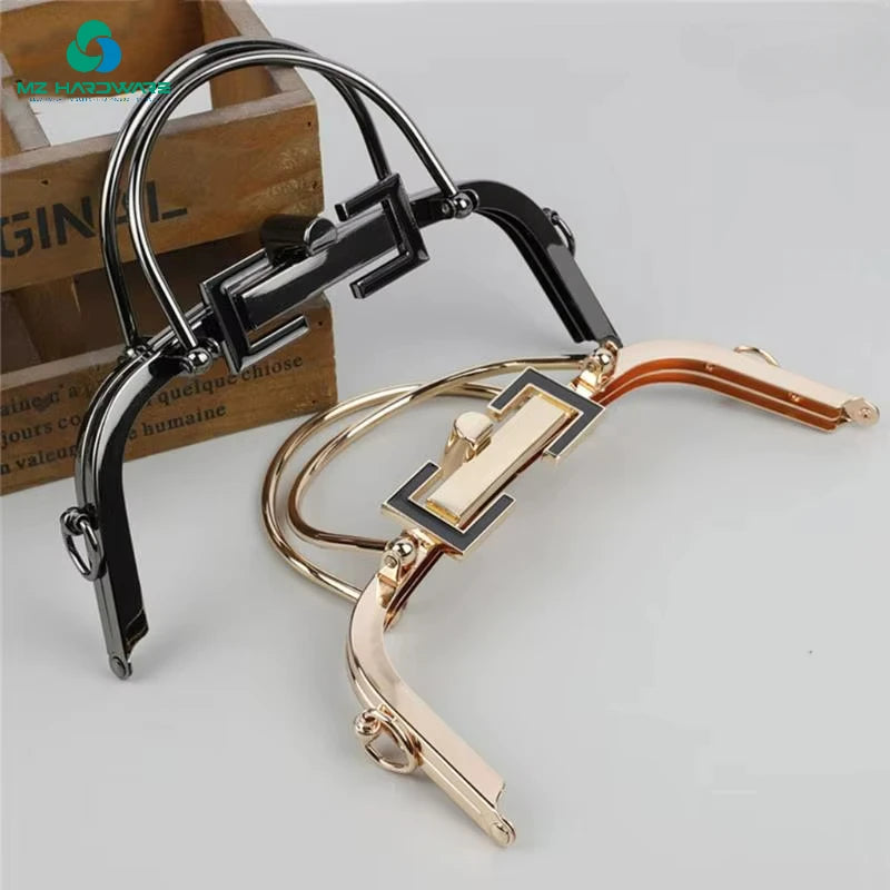 MZhardware Metal Purse Frame Kiss Locks Clasp for DIY Coin Bag Handles Sewing Crafts Hot Tool for Bag Luggage Making Materials
