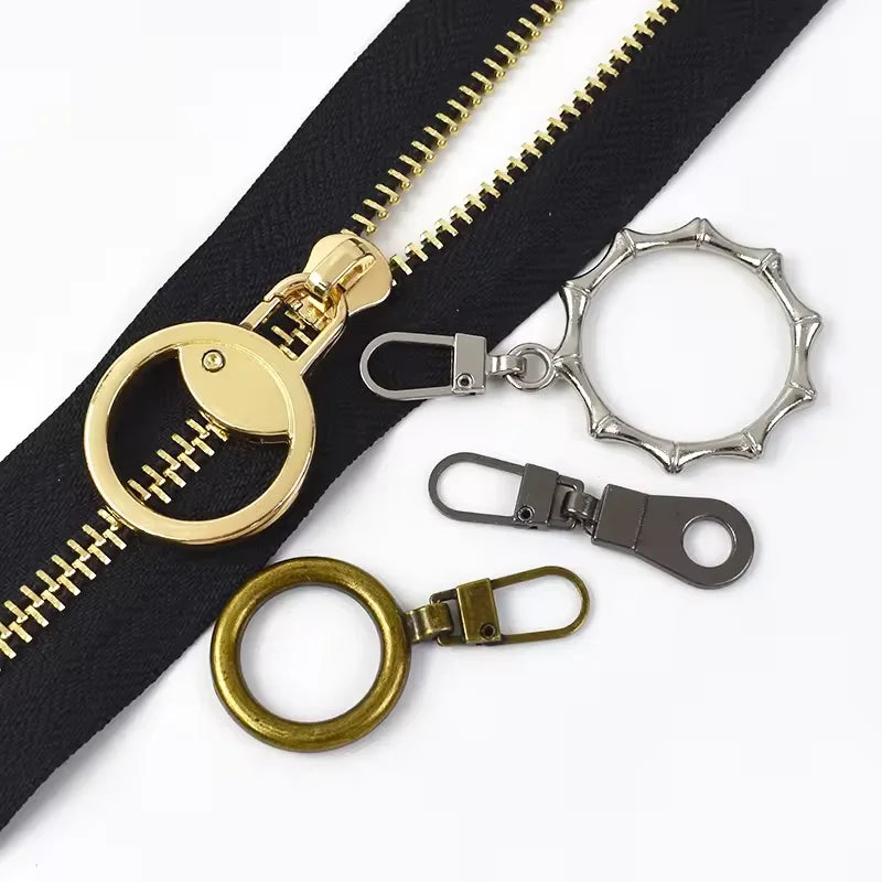 Custom Metal Zipper Puller Pendants Pull Head Good Quality Heart Shaped Accessories Detachable Clothes Zip Puller for Bags