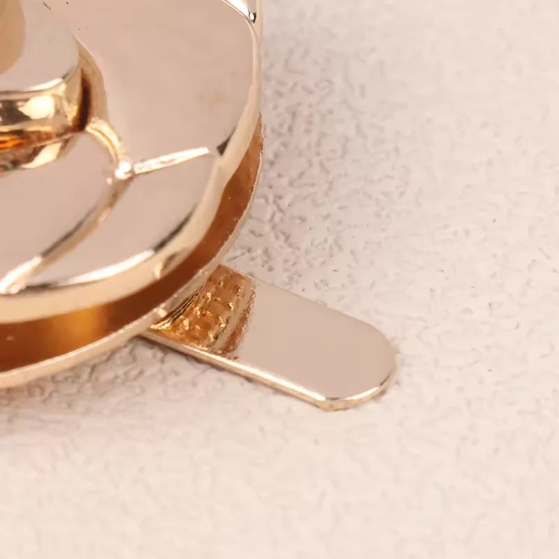 New Design Flower Shape Purse Locks Handbag Closure Clasp Handbag Hardware Accessories Twist Lock for Bags Magnetic Lock for Bag