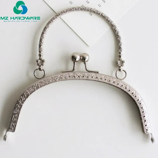 MZhardware 16.5cm Antique Bronze Metal Purse Frame Sewing Handle Purse Frame Wallet Making Supply with Embossed Design