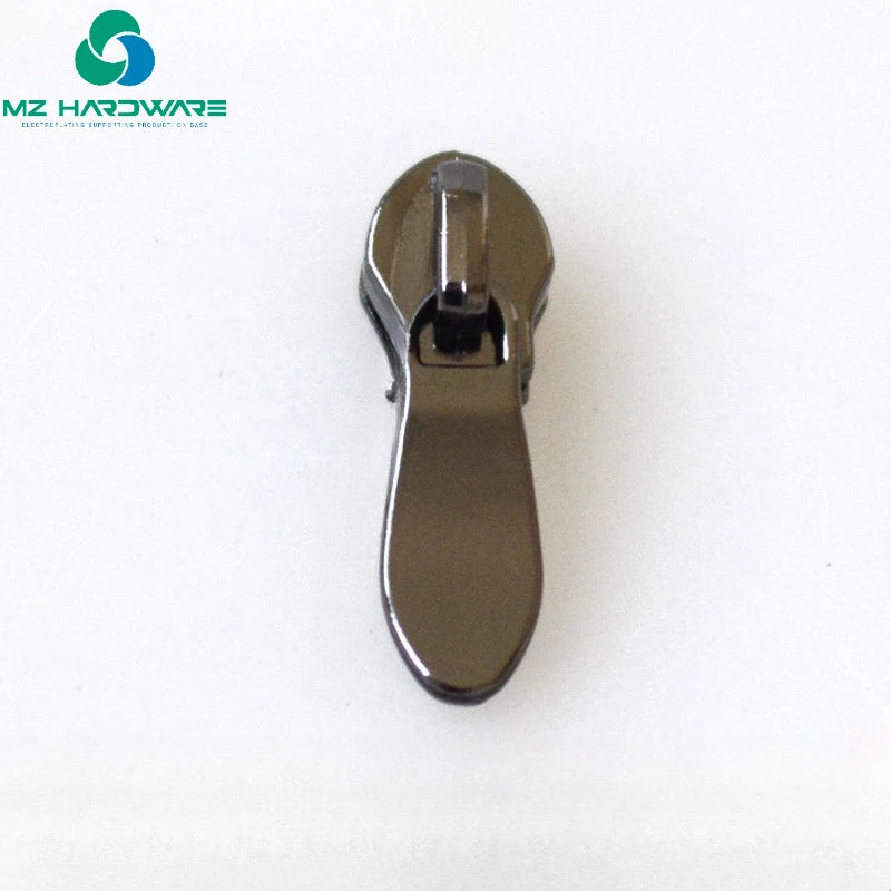 MZhardware Custom Logo Auto Lock for Clothes Apparel Non-Locking Paint Metal Zinc Alloy Zip Slider Special Bag Parts Accessories