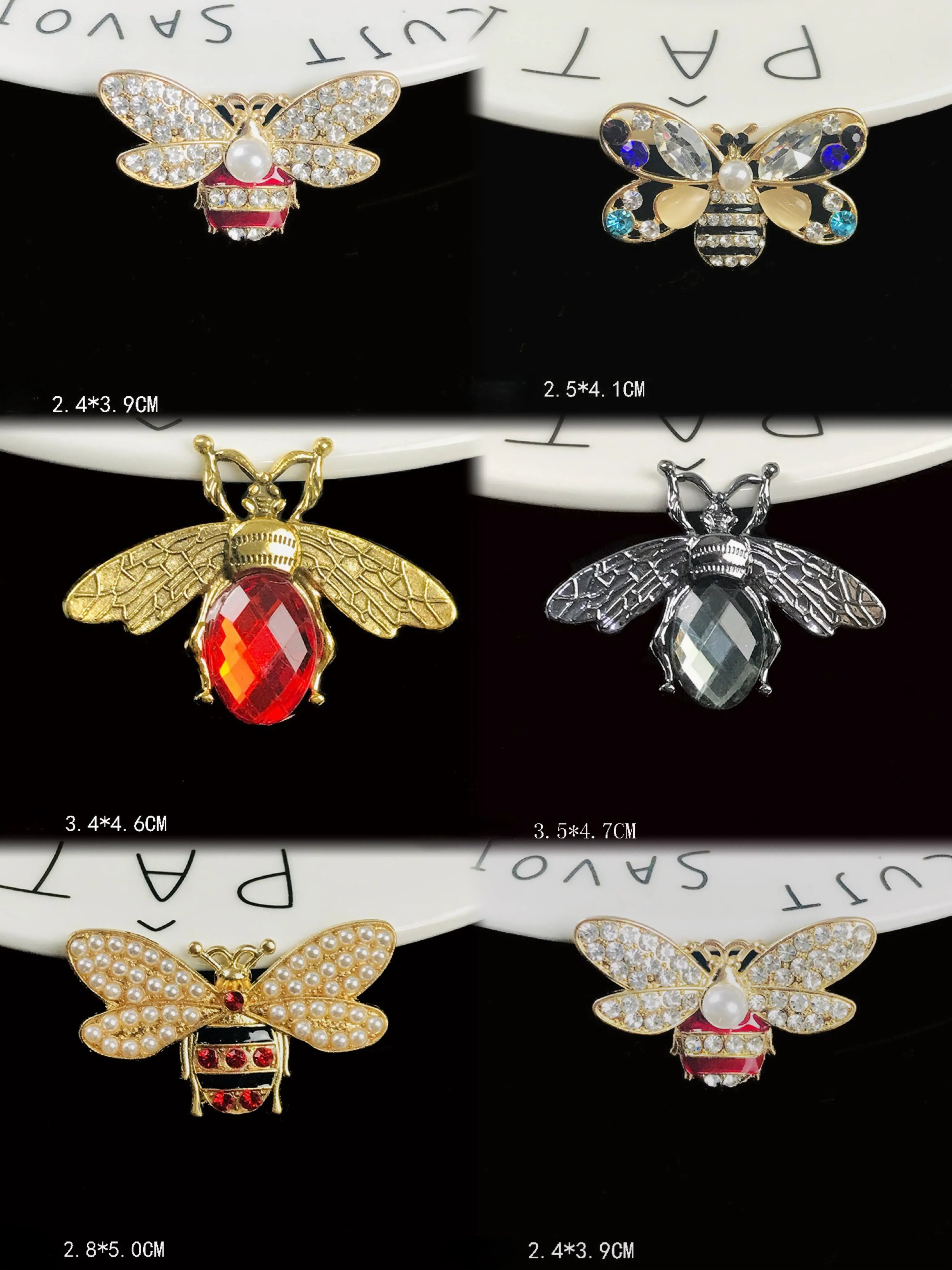 High Quality Customized Luxury Brand Hardware Bag Buckle Honey Bee Label Accessories Jewelry Alloy Pearl High Lock Tag Luggage