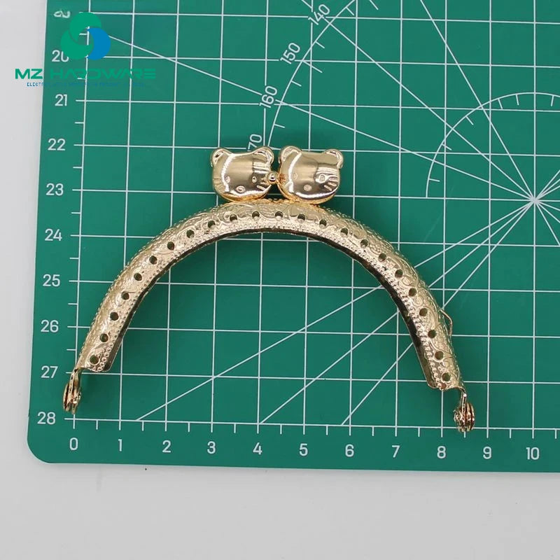 MZhardware 8.5/10.5/12.5 CM Cat Head Round and Square Metal Purse Frame Handle for Clutch Bag Accessories Kiss Clasp Lock