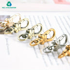 Flower Shape Dog Hook for Bags Dog Collar with Swivel Snap Carabiner Clip Material Spring Swivel Hook Bag Accessories