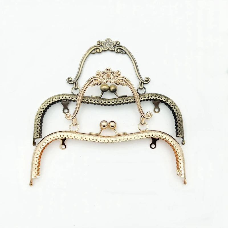 20.5cm Embossed M-shaped plum Flower Tote Gold Luggage Hardware Accessories Wholesale for Lady Handbag Purse Frame Luggage Bag