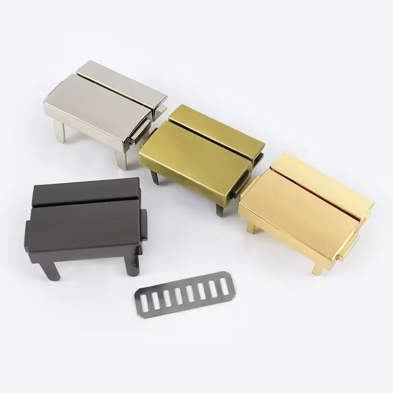 Good Quality Magnetic Snap Turn Twist Metal Lock for Bag Hardware Lock Light Gold Press Push Spring Lock for Handbag