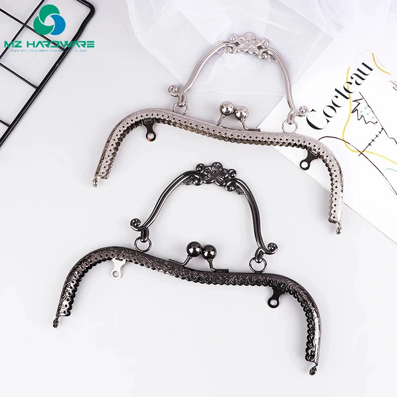 MZhardware Purse Clasp Metal Frame 20CM Square Embossing Beads Bag Kiss Clasp Lock Handbag Handle Purse Frames Wallet Hardware