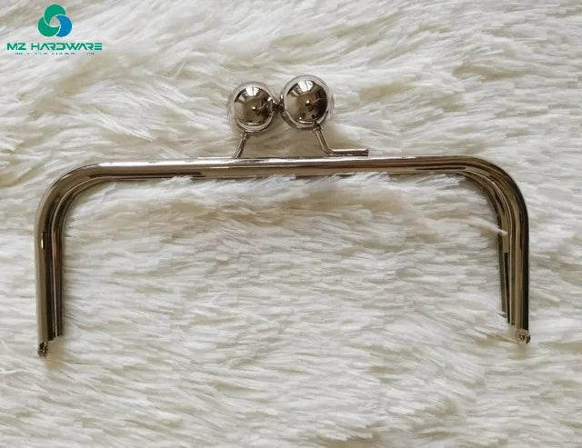 MZhardware Big Ball Clasp 22 mm DIY Antique Brass Metal Purse Frame Ring Kiss Clasp Handle for Bag Craft Bag Making Wallet Clip