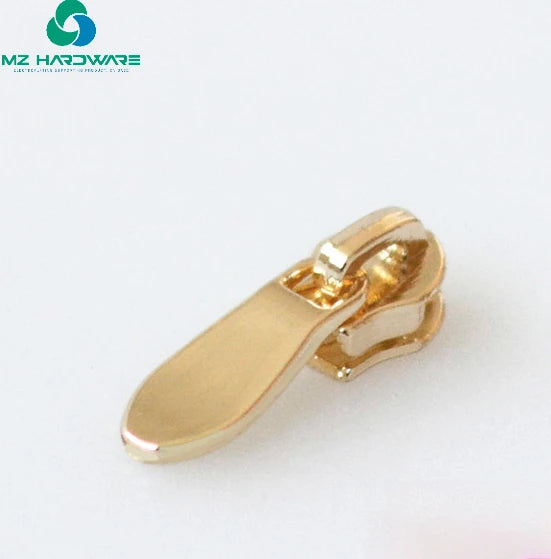 MZhardware Custom Logo Auto Lock for Clothes Apparel Non-Locking Paint Metal Zinc Alloy Zip Slider Special Bag Parts Accessories