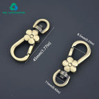 Flower Shape Dog Hook for Bags Dog Collar with Swivel Snap Carabiner Clip Material Spring Swivel Hook Bag Accessories