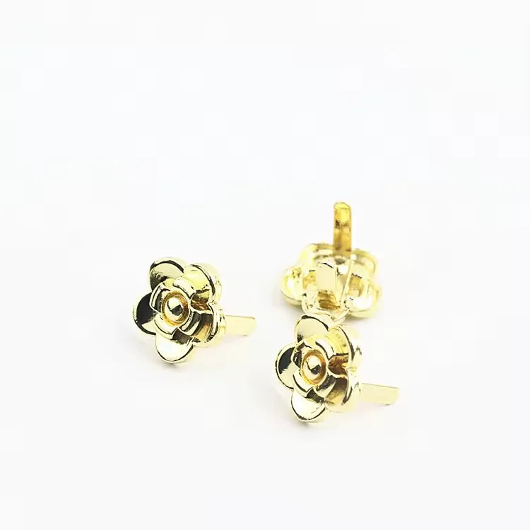 New Design Fashion Design Handbag Hardware Metal Logo Buckle Clip Screw Rose Flower Buttons Decorative Clasp