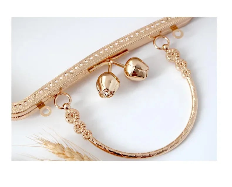 MZhardware Handle Purse Frame DIY Kiss Lock Bag Coin Purse Embossed Rose Flower Head Gold Three Flower Handle Kiss Lock